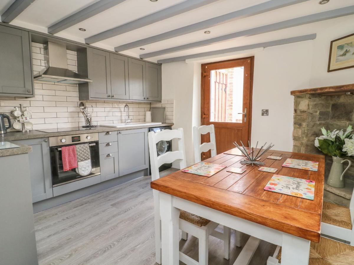 Pollard Cottage Норталeртън Екстериор снимка